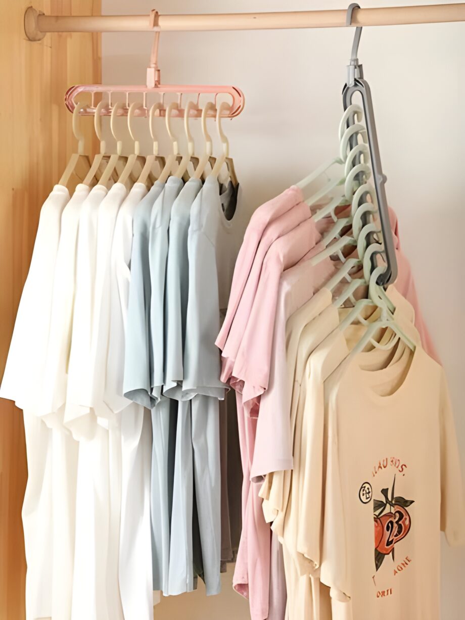 Space Saving Hangers Holder