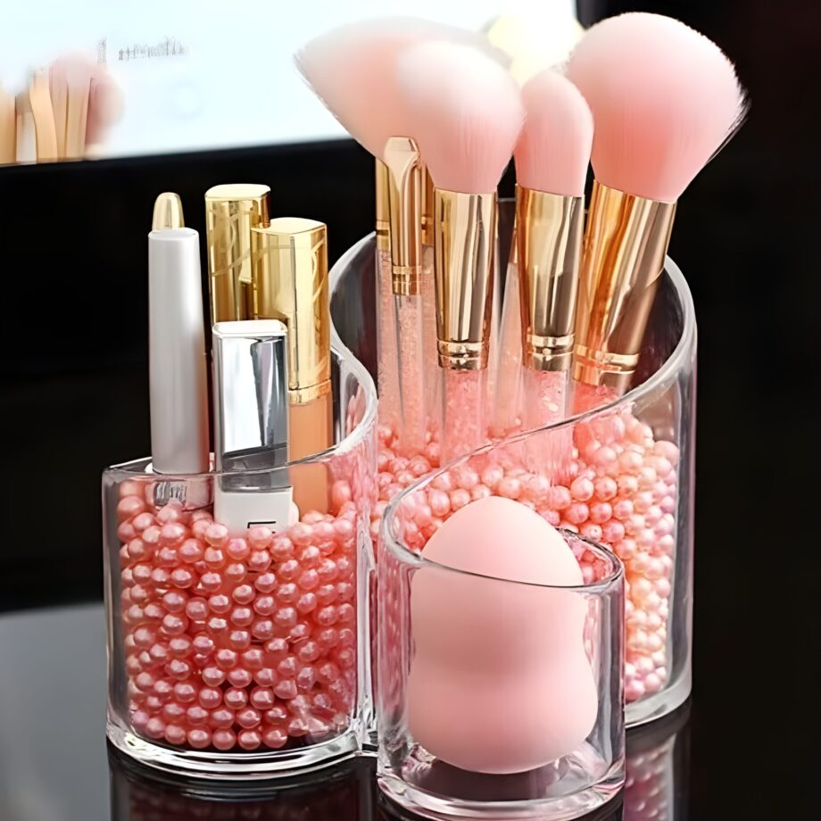 Acrylic brush holder